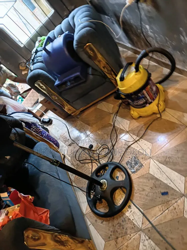 Professional Sofa/Deep Cleaning