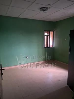 1bdrm Bedsitter in Redgate No 2 Aku for rent