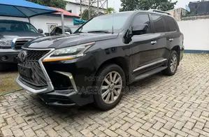 Lexus LX 570 2010 Black