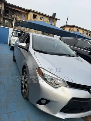 Toyota Corolla LE 4dr Sedan (1.8L 4cyl CVT) 2014 Silver