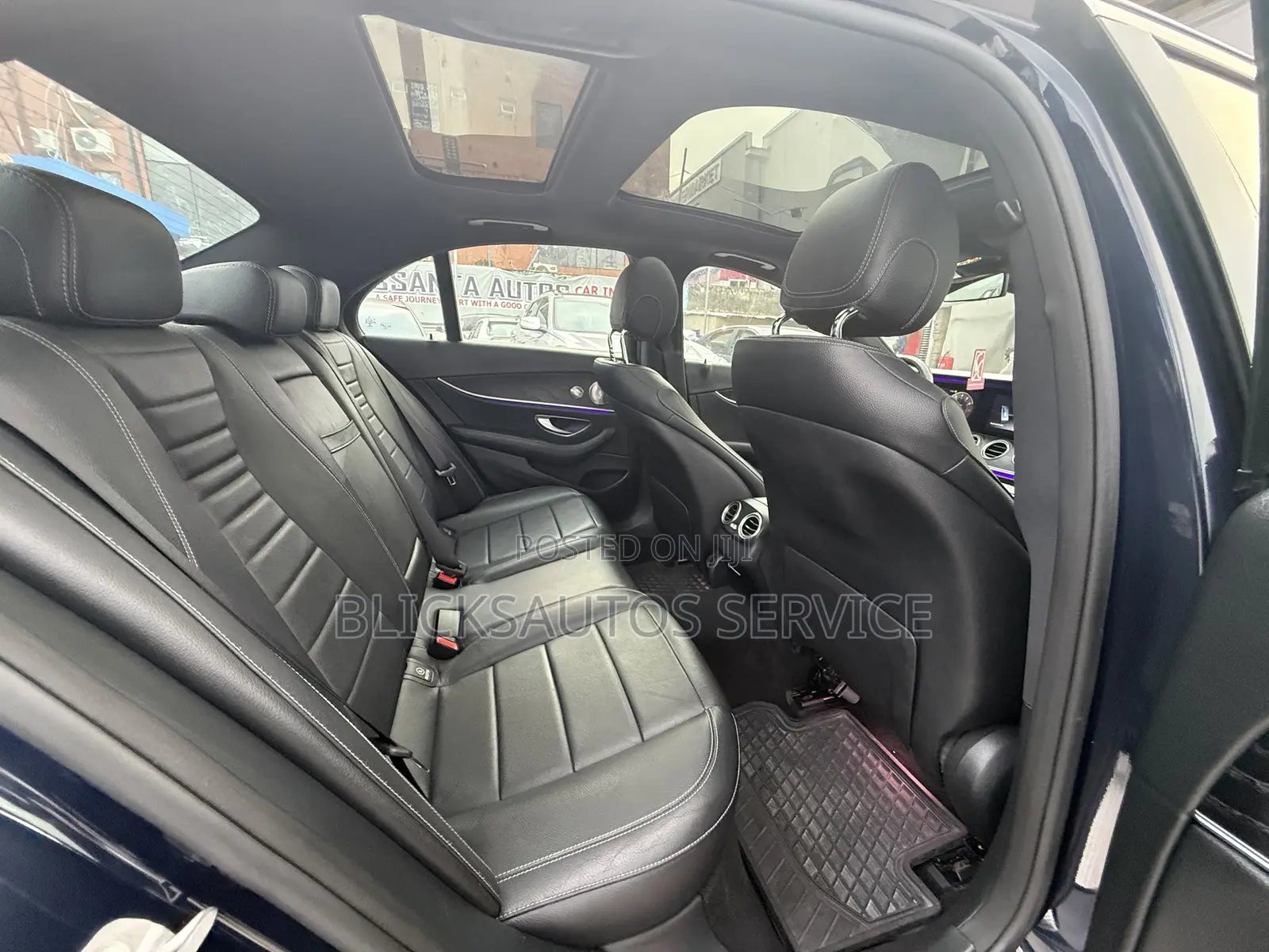 Mercedes-Benz E400 2017 Blue
