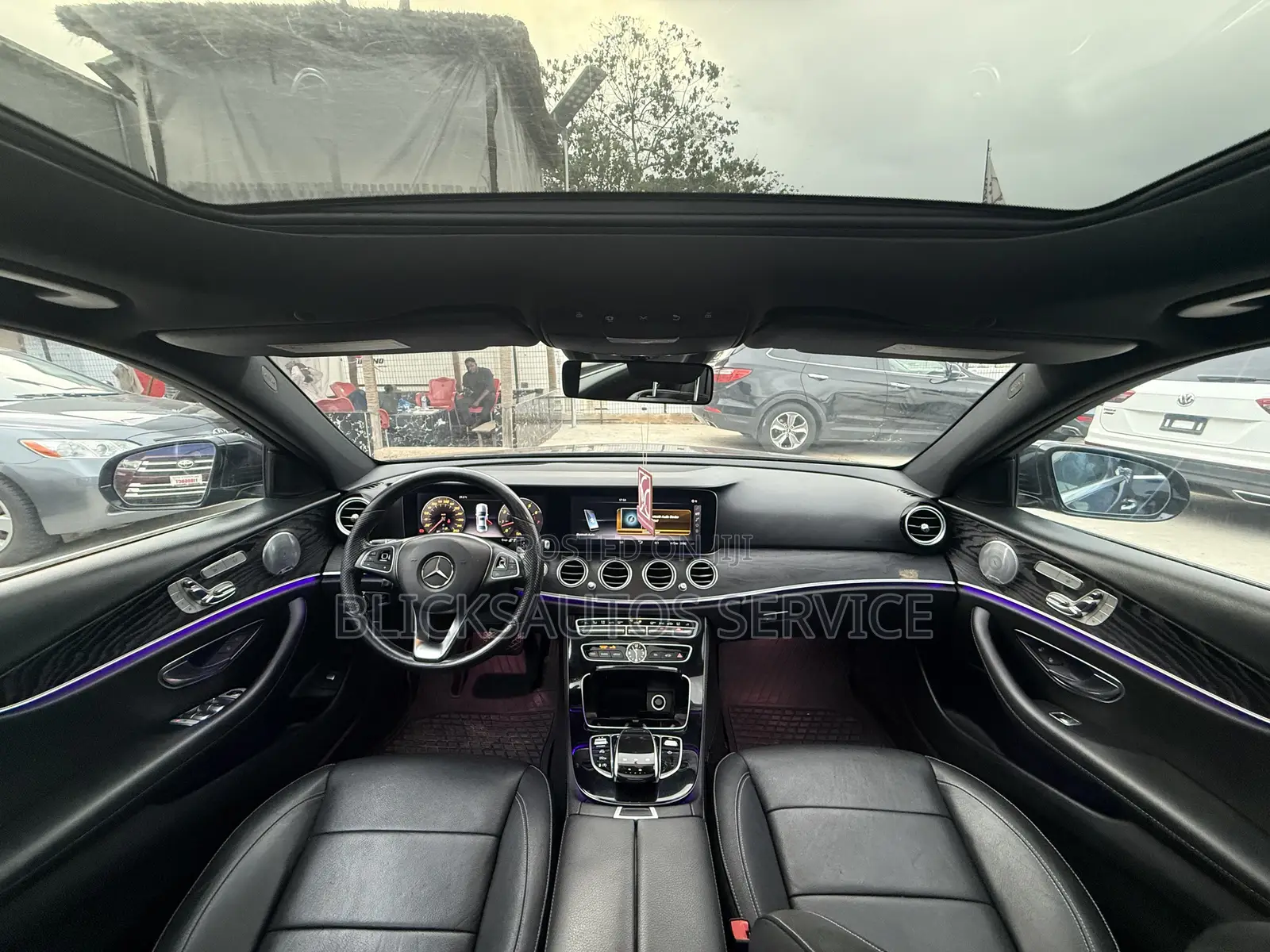 Mercedes-Benz E400 2017 Blue