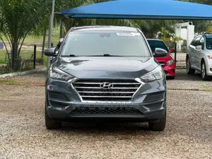 Hyundai Tucson SE FWD 2019 Gray