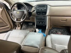Honda Pilot EX 4x4 (3.5L 6cyl 5A) 2005 Gold