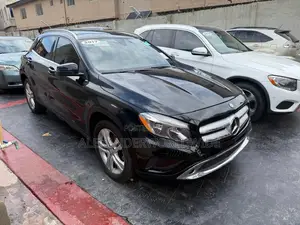 Mercedes-Benz GLA 250 2017 Black