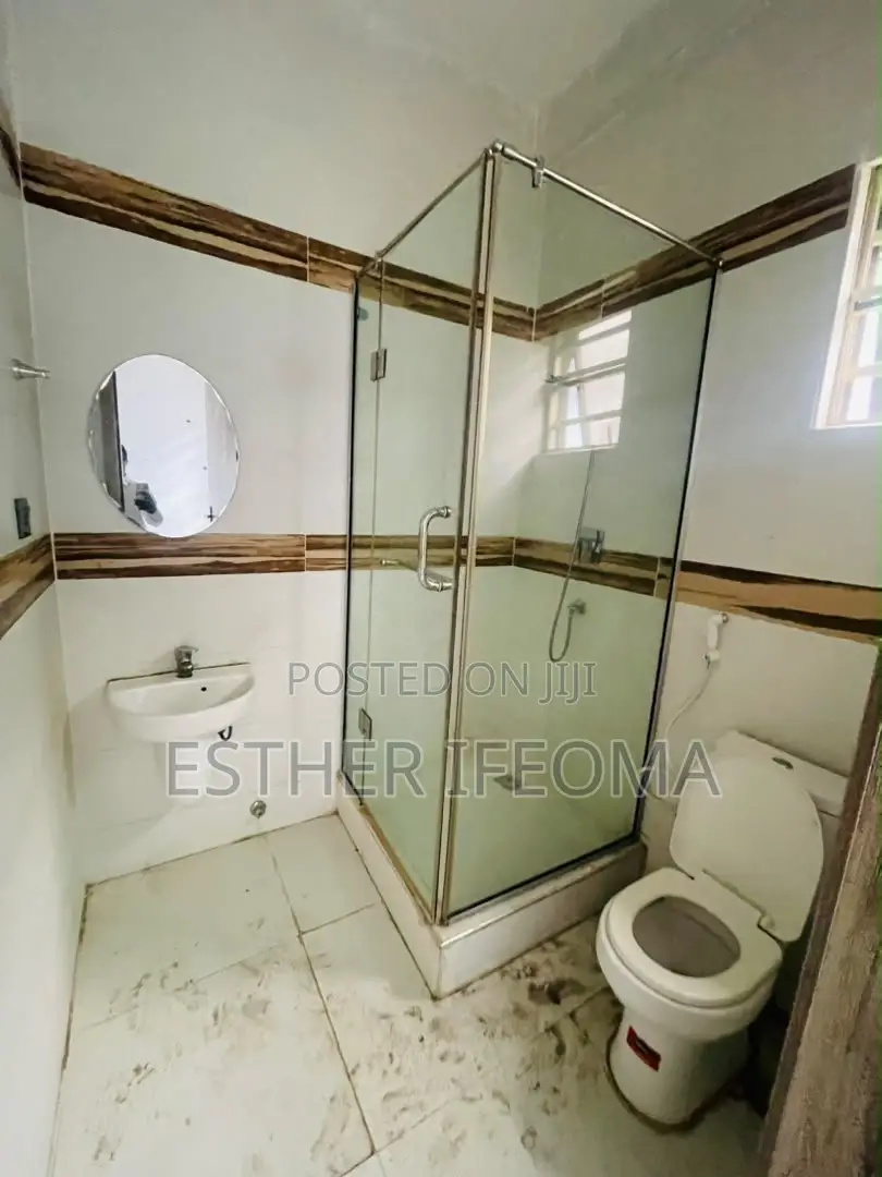 4bdrm Duplex in Orchid, Ikota for rent