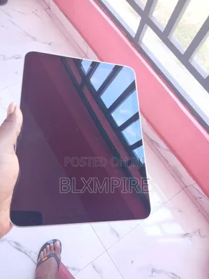 Apple iPad (2025) 128 GB Silver
