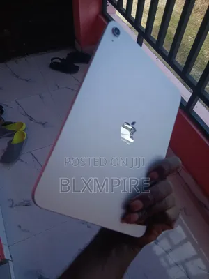 Apple iPad (2025) 128 GB Silver