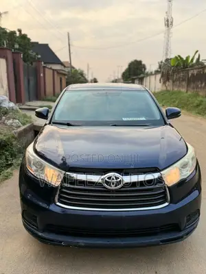 Toyota Highlander LE 4dr SUV (3.5L 6cyl 6A) 2015 Blue
