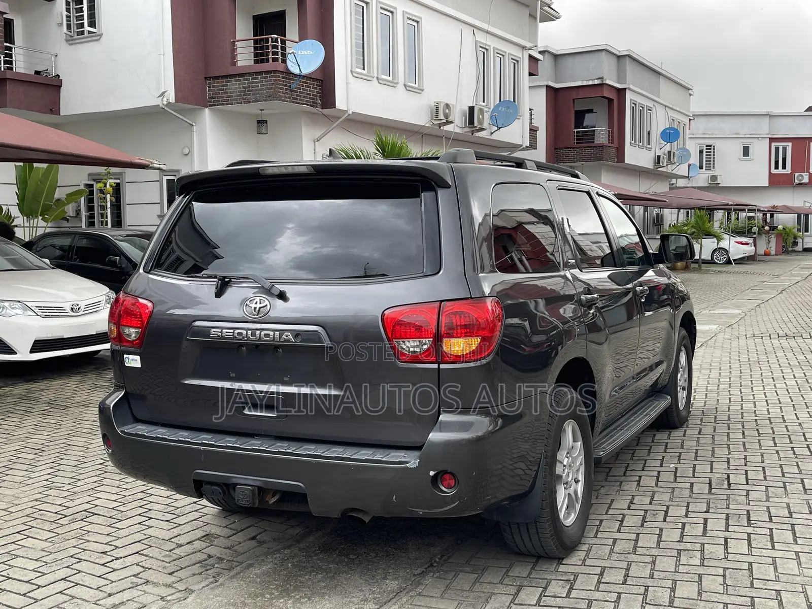Toyota Sequoia 2012 Gray
