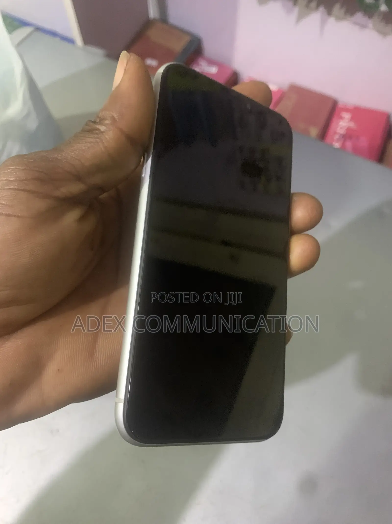 Apple iPhone XR 128 GB White