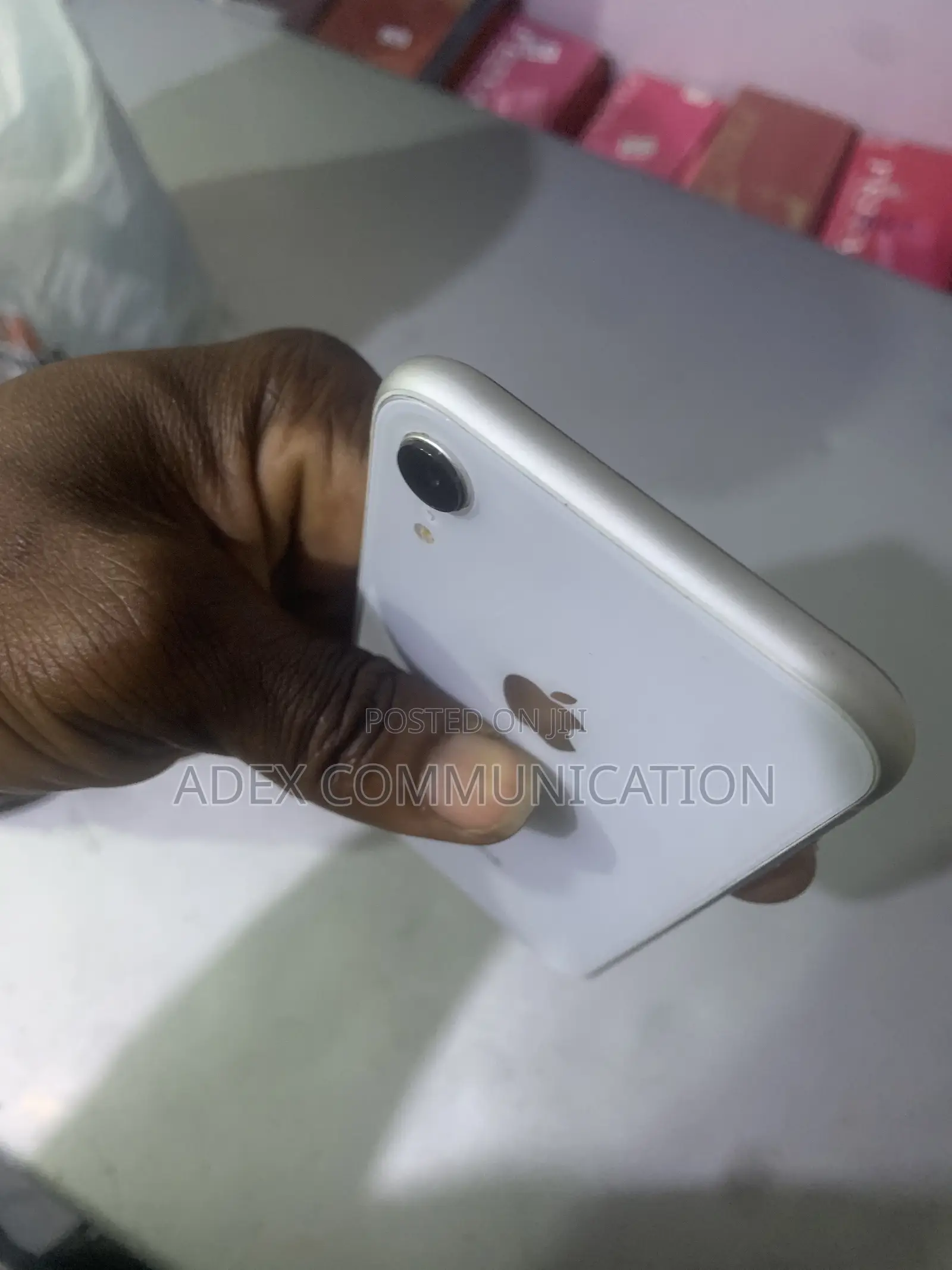 Apple iPhone XR 128 GB White
