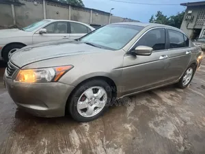 Honda Accord 2009 Gold