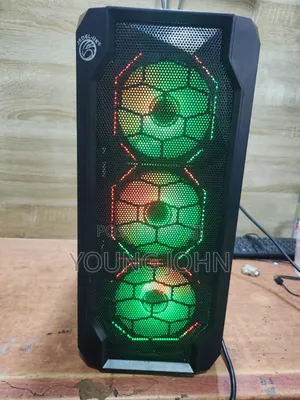 Desktop Computer Gigabyte 32GB Intel Core i7 HDD+SSD 512GB