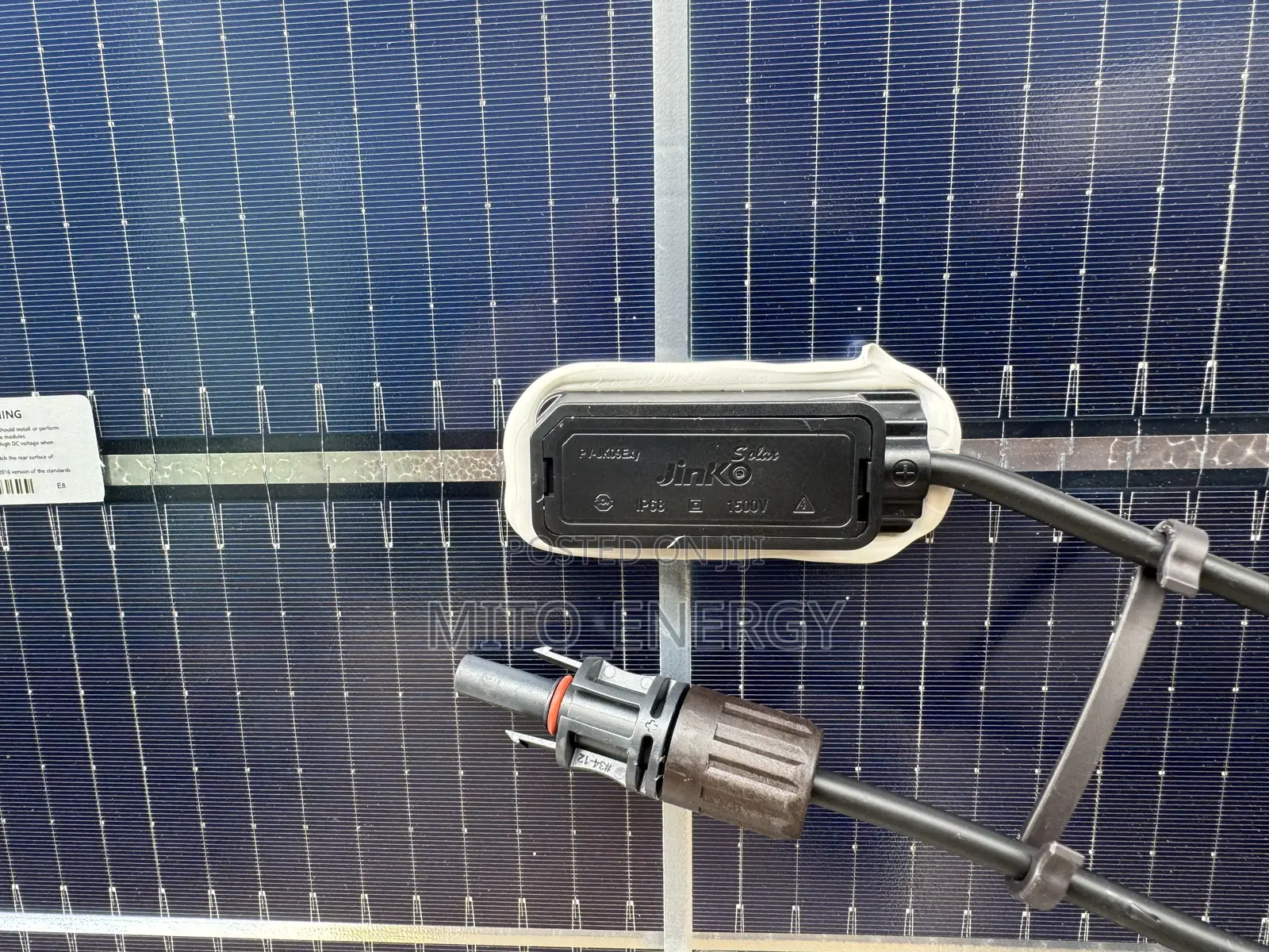 600w Jinko Panel