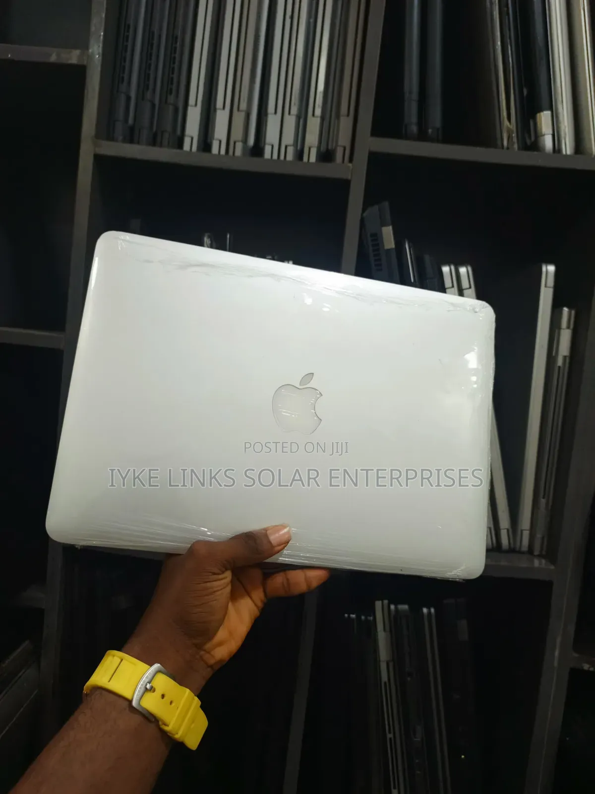 Laptop Apple MacBook Pro 2015 8GB Intel Core i5 SSD 256GB