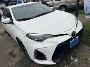 Toyota Corolla SE Special Edition 4dr Sedan (1.8L 4cyl CVT) 2017 Silver