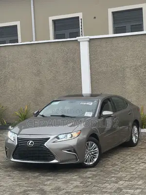 Lexus ES 2015 Gray