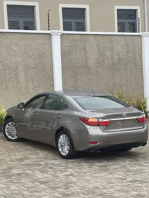Lexus ES 2015 Gray