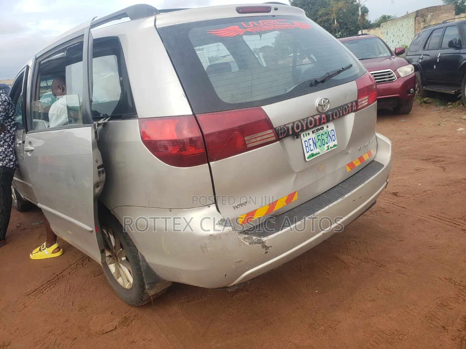 Toyota Sienna 2005 Silver