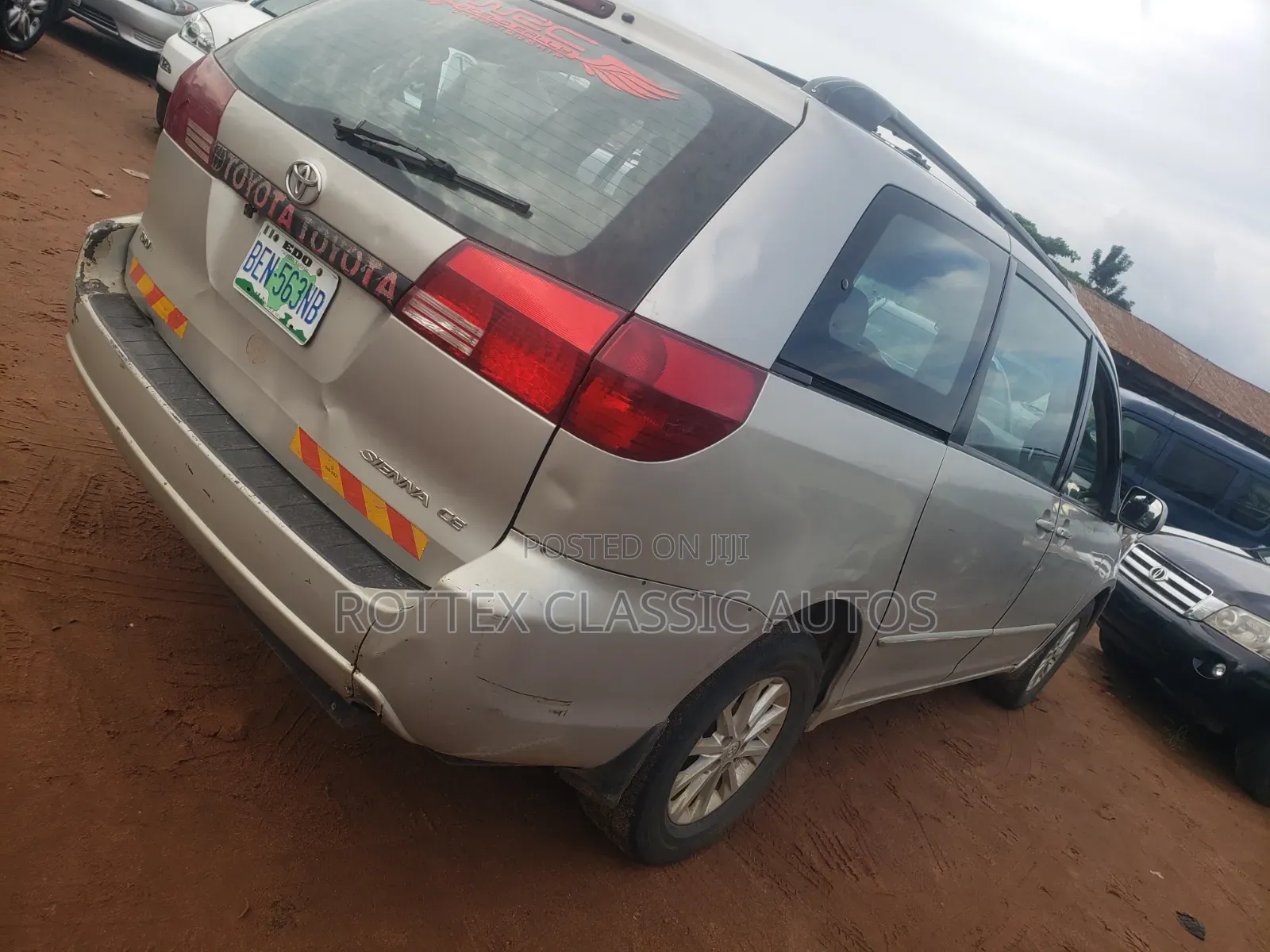 Toyota Sienna 2005 Silver