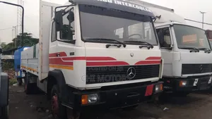 Mercedes 1320 Truck Double Cabin