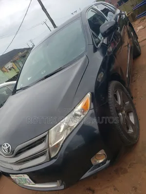 Toyota Venza 2010 Black