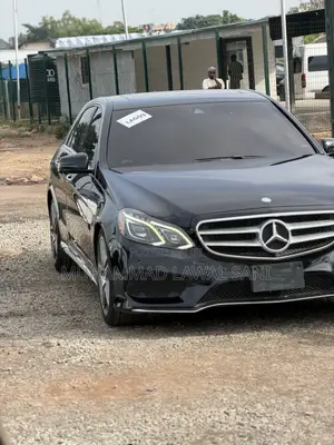 Mercedes-Benz E400 2015 Black