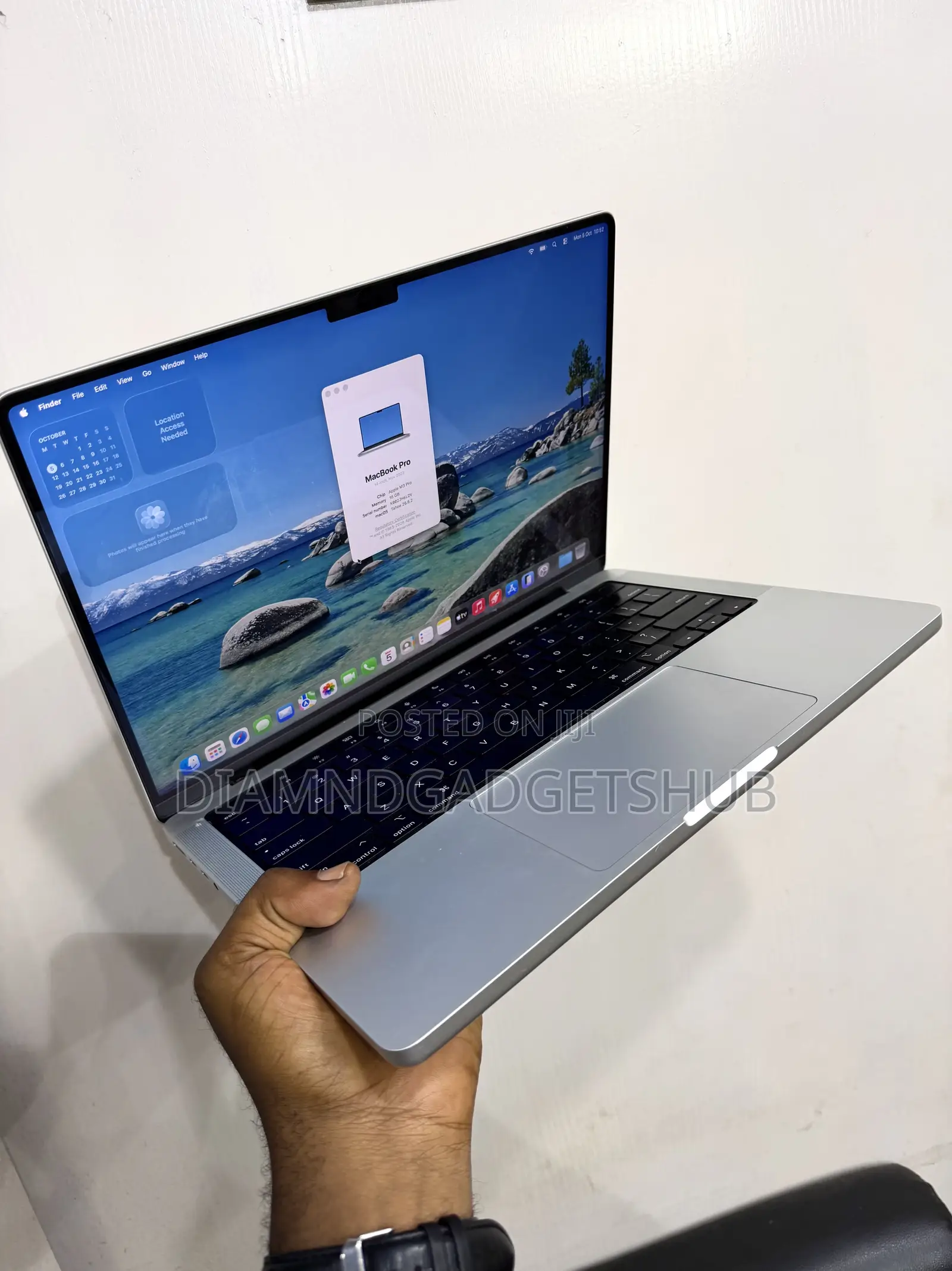 Laptop Apple MacBook Pro 2023 M3 Pro 18GB Apple M3 Pro SSD 512GB