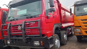 Super Clean High Grade Howo Tipper 12 Tires