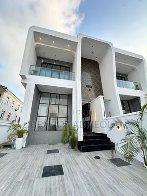 5bdrm Duplex in Ajah, Sangotedo for sale