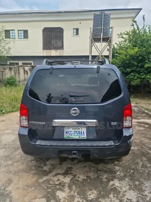 Nissan Pathfinder 2008 Gray