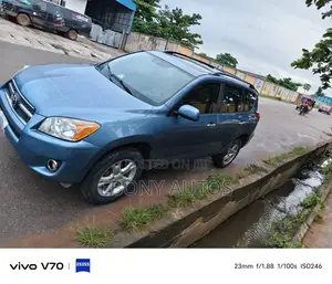Toyota RAV4 2011 Blue