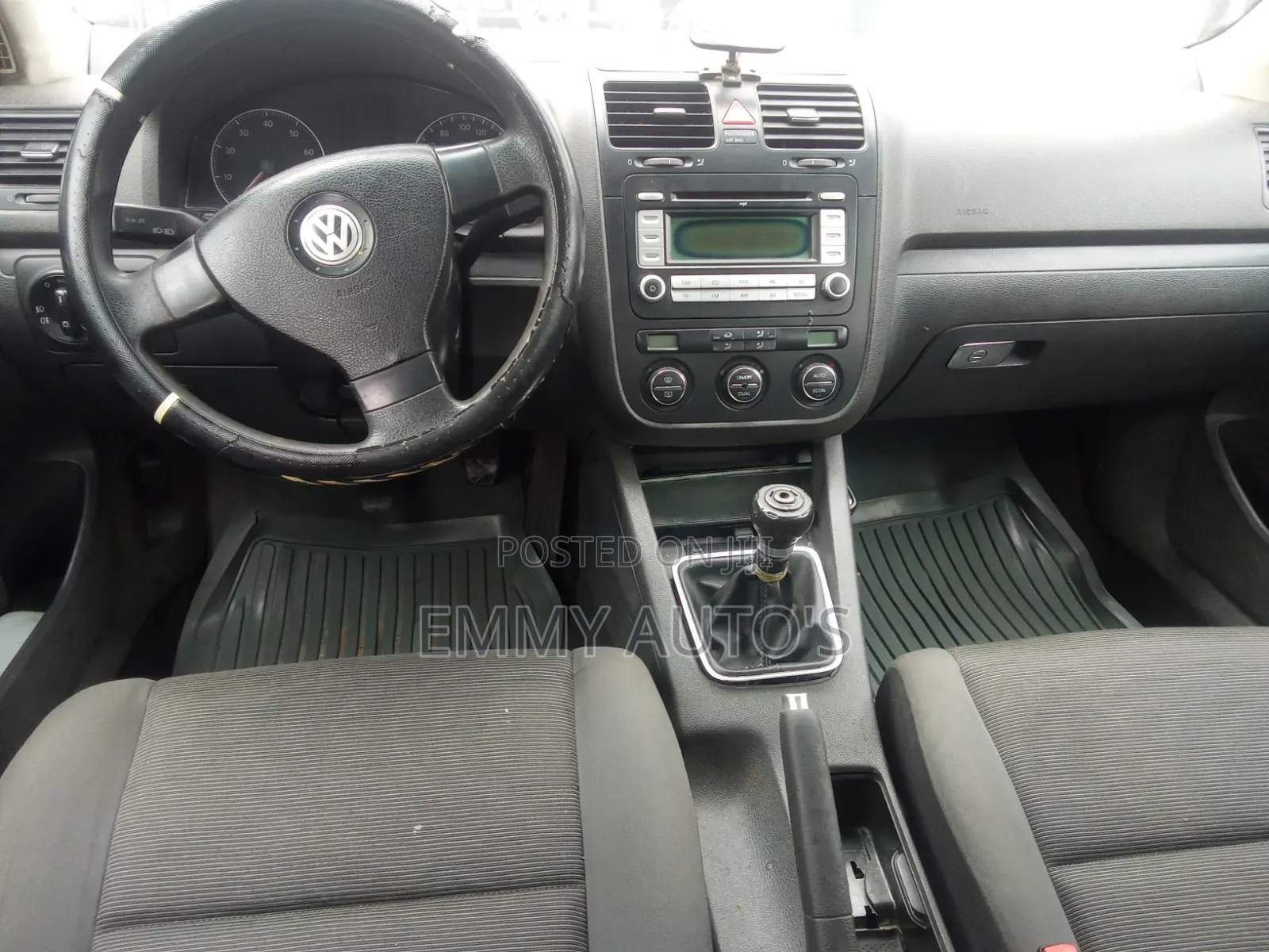 Volkswagen Golf 2004 Red