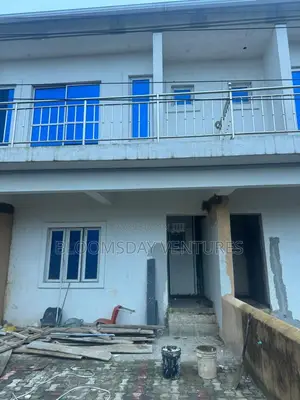 4bdrm Duplex in Magodo Estate Phase for rent
