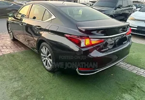 Lexus ES 2020 Black