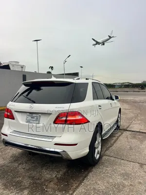 Mercedes-Benz M Class ML400 4MATIC 4dr SUV AWD (3.0L 6cyl Turbo 7A)