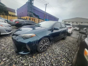 Toyota Corolla 2017 Teal