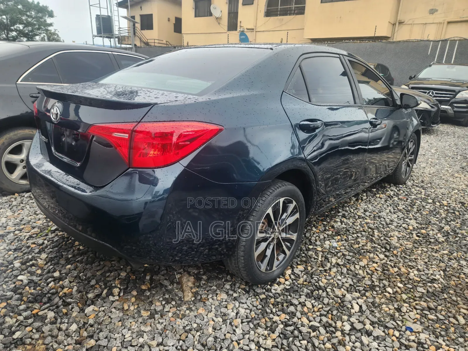 Toyota Corolla 2017 Teal