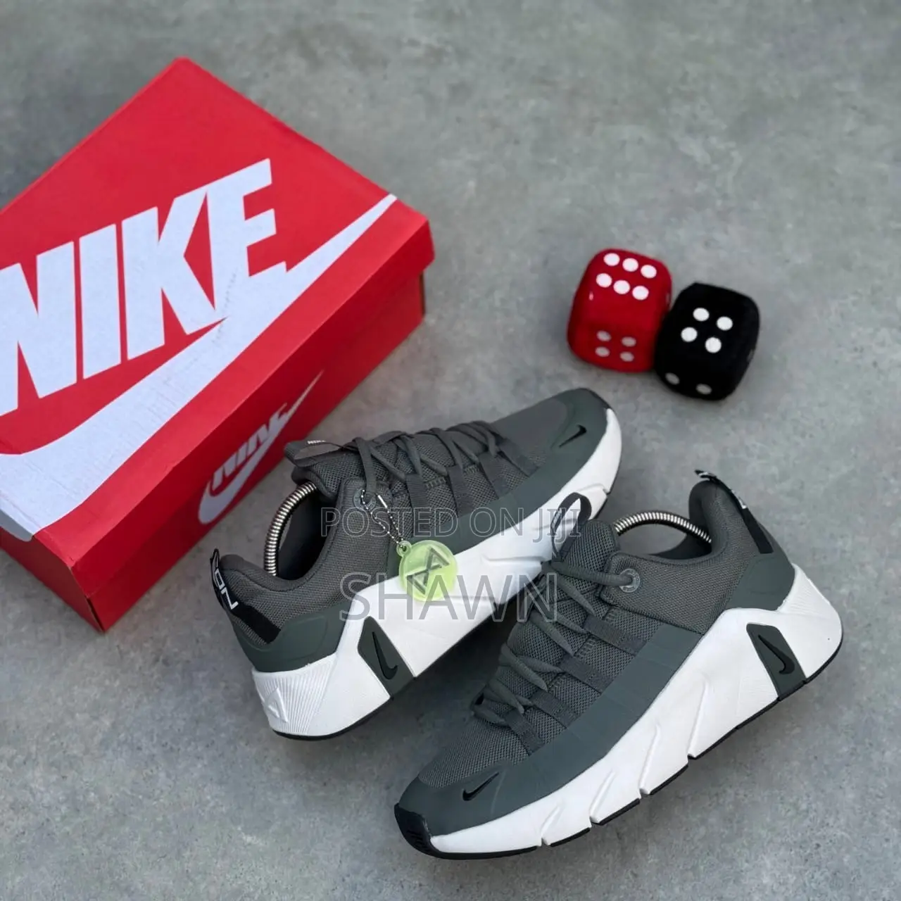Nike Fee Mecton 7 Sneakers