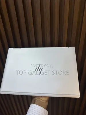 Laptop HP EliteBook 1030 8GB Intel Core i7 SSD 500GB