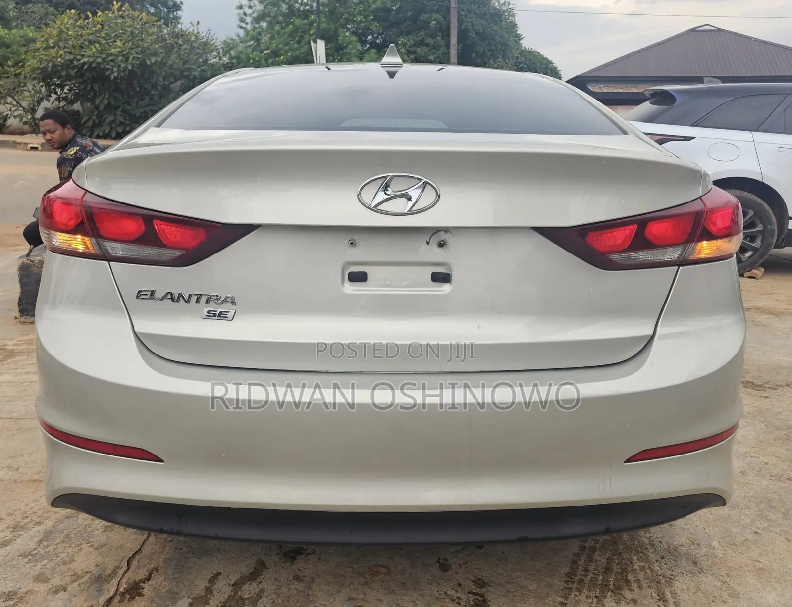 Hyundai Elantra 2016 Silver
