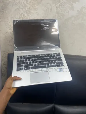 Laptop HP EliteBook 830 G6 16GB Intel Core i7 SSD 256GB