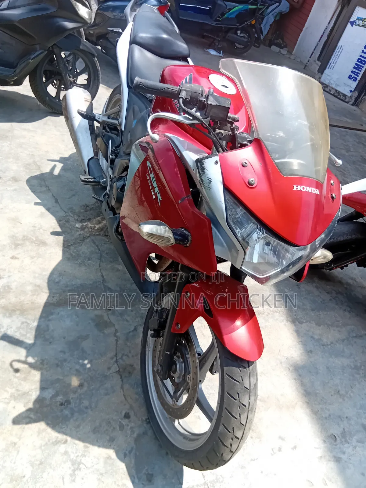 Honda CBR 2010 Red