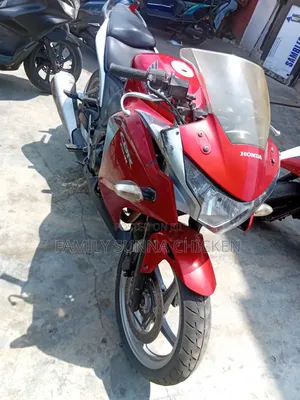 Honda CBR 2010 Red