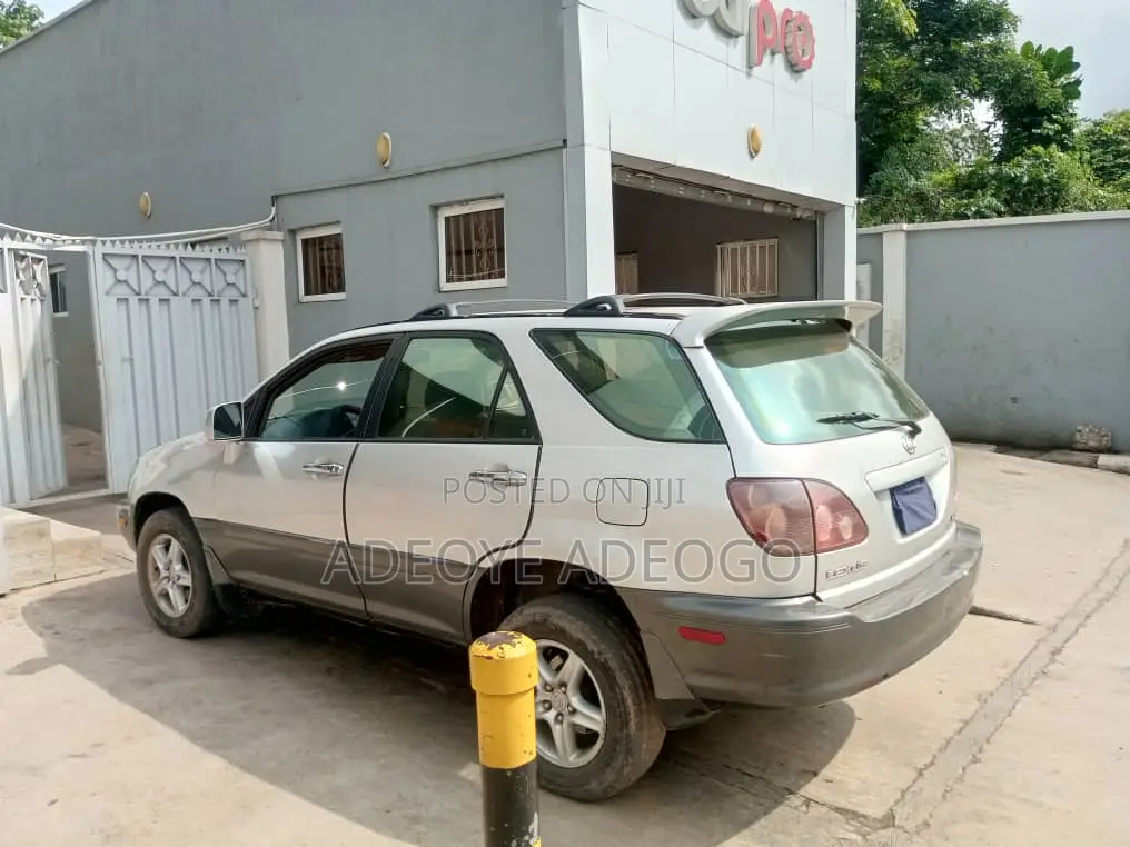 Lexus RX 2000 Silver