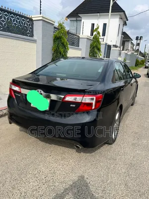 Toyota Camry SE 4dr Sedan (2.5L 4cyl 6A) 2013 Black