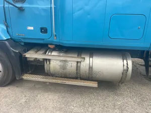 Mack Vision 2000