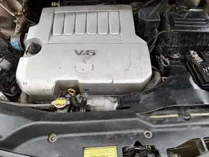 Toyota Venza XLE 2010 Gold