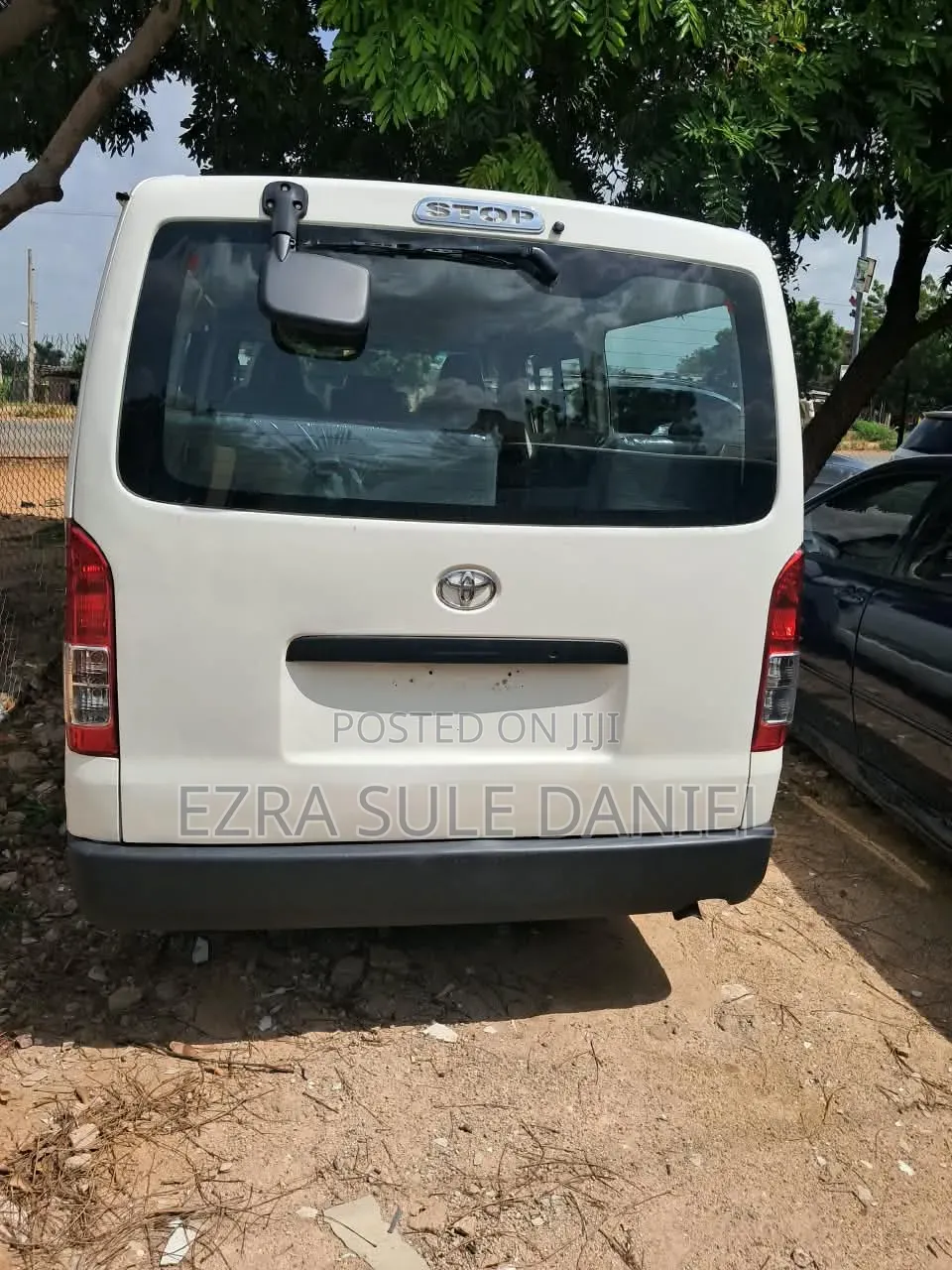 Toyota HiAce 2014 White